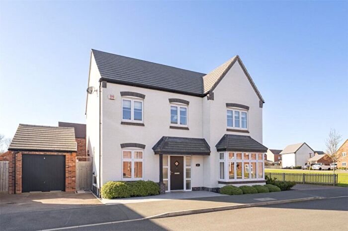 4 Bedroom Detached House For Sale In Icetone Way, Bishops Itchington, Southam, Warwickshire, CV47