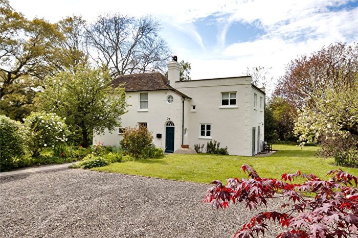 4 Bedroom Equestrian Property For Sale In Mundy Bois Road, Egerton, Ashford, Kent, TN27