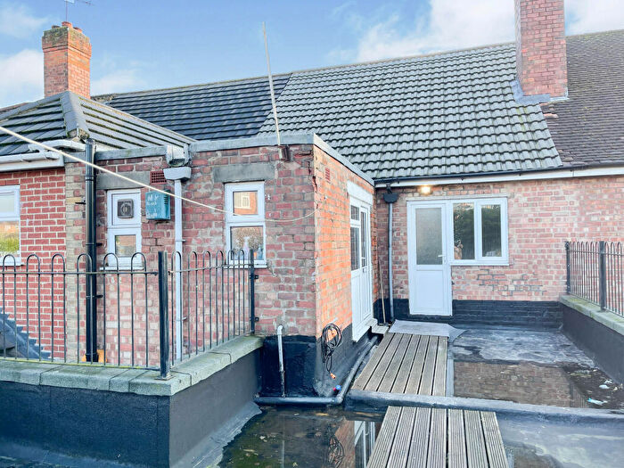 2 Bedroom Flat To Rent In Garretts Green Lane, Birmingham, B26