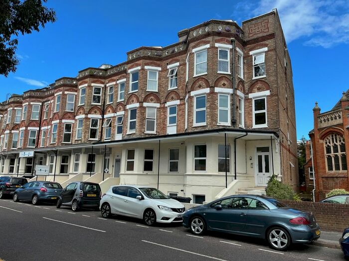 1 Bedroom Flat To Rent In West Hill Road, Westbourne, Bournemouth, BH2