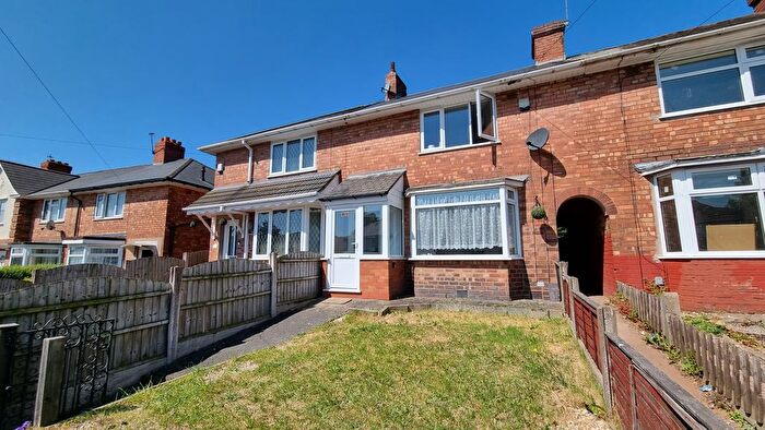 3 Bedroom Semi Detached House To Rent In Elswick Road, Birmingham, B44
