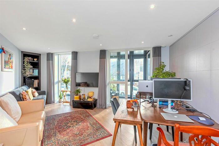 2 Bedroom Flat To Rent In Rookery Court, Ruckholt Road, Leyton, London, E10