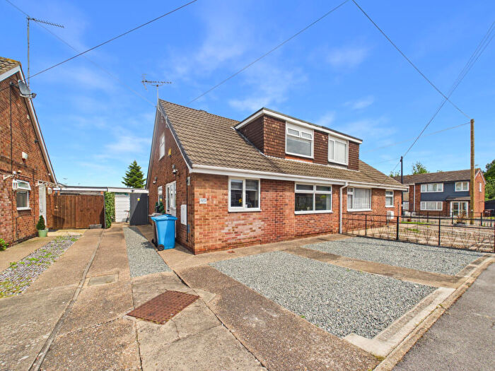 3 Bedroom Bungalow For Sale In Astral Way, Sutton-on-Hull, Hull, HU7