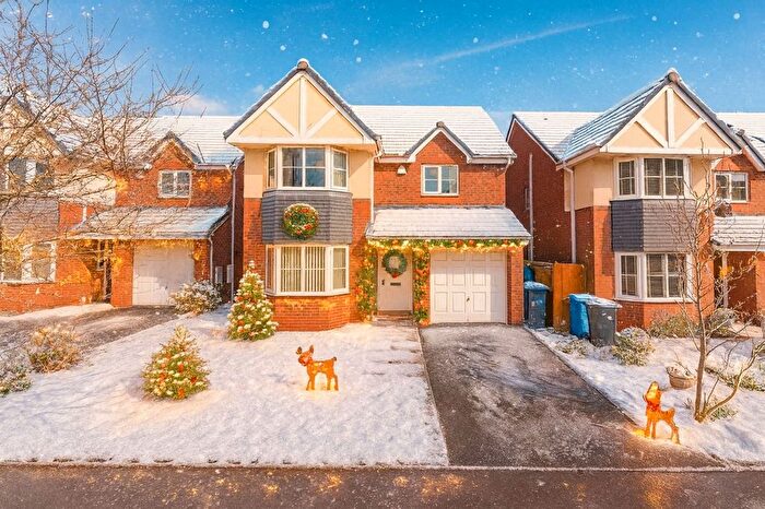 4 Bedroom Detached House For Sale In Rivenmill Close, Widnes, WA8