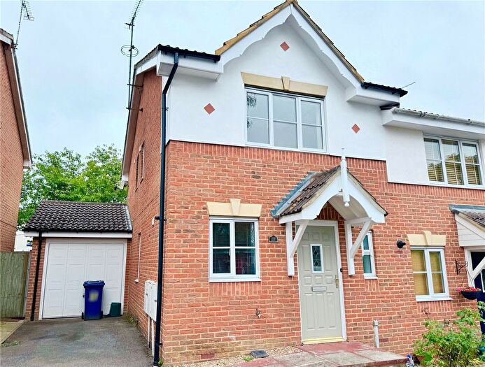 2 Bedroom Semi-Detached House To Rent In The Old Orchard, Farnham, Surrey, Surrey, GU9