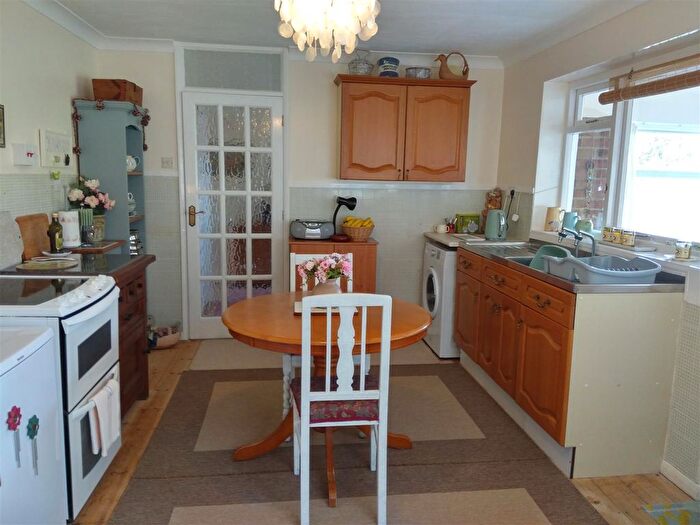 2 Bedroom Detached Bungalow For Sale In Greenlydd Close, Niton, Ventnor, PO38