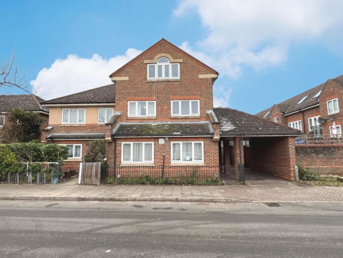 6 Bedroom Property For Sale In Old Hospital Close, Balham, London, SW12