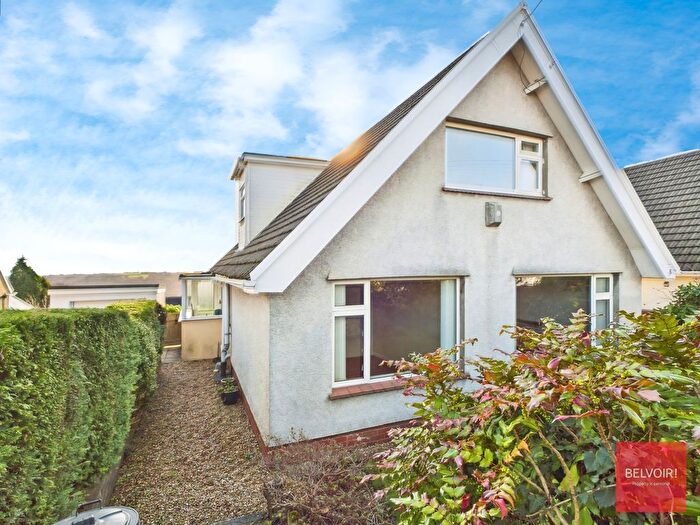 3 Bedroom Detached House For Sale In Bron Y Bryn, Killay, Swansea, SA2