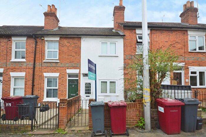 3 Bedroom Terraced House For Sale In Blenheim Gardens, Reading, RG1