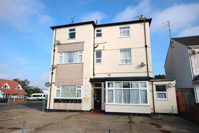 1 Bedroom Flat To Rent In West Avenue, Clacton-On-Sea, CO15