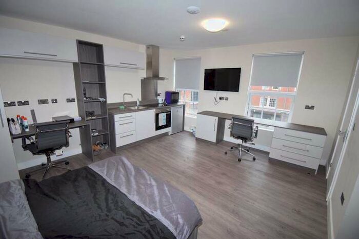 1 Bedroom Studio Flat To Rent In Wardwick, DE1