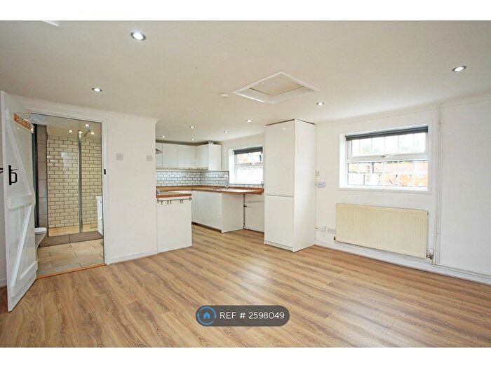 1 Bedroom Flat To Rent In New Inn, Watton, IP25