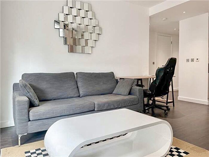 1 Bedroom Flat To Rent In Catalina House, Canter Way, London, E1