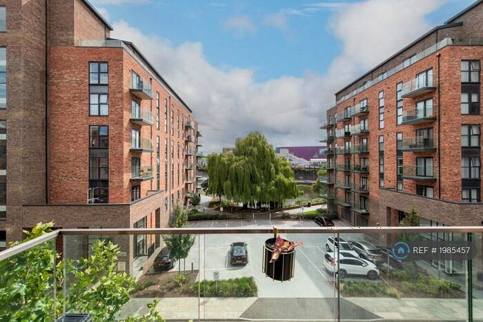 2 Bedroom Flat To Rent In James Smith Court, Dartford, DA1