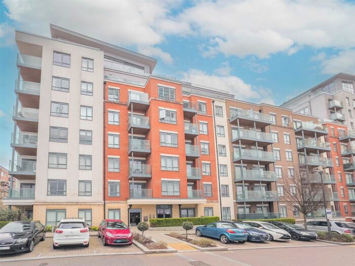 2 Bedroom Apartment For Sale In East Drive, Beaufort Park, Colindale, NW9