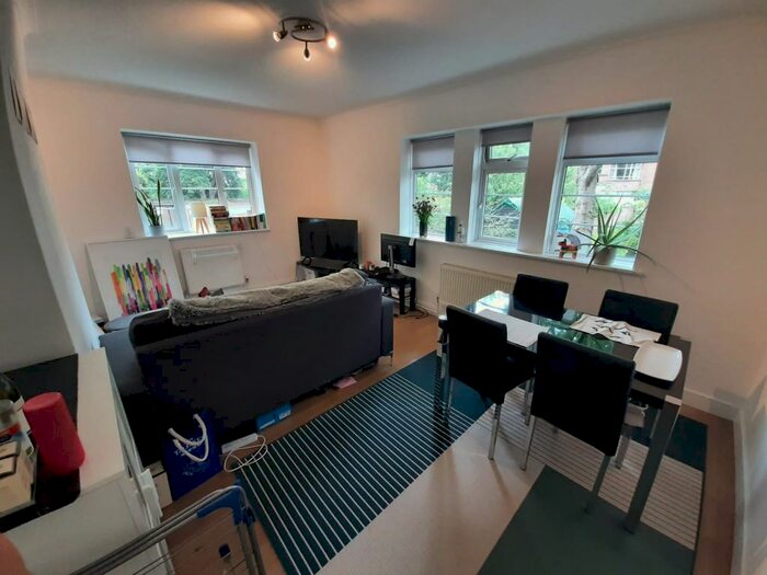 1 Bedroom Flat To Rent In Shoot Up Hill, London, NW2