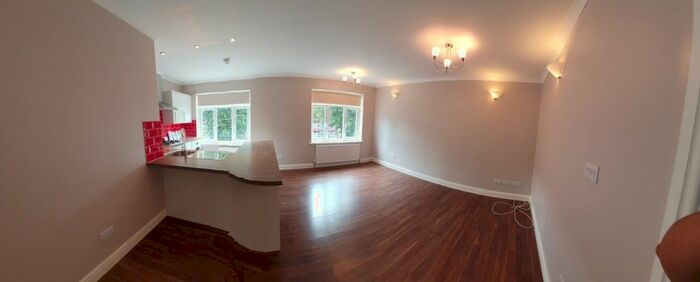 3 Bedroom Flat To Rent In Rayners Lane, Pinner, HA5