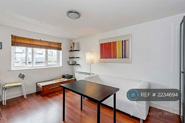 1 Bedroom Flat To Rent In Ringwood Gardens, London, E14