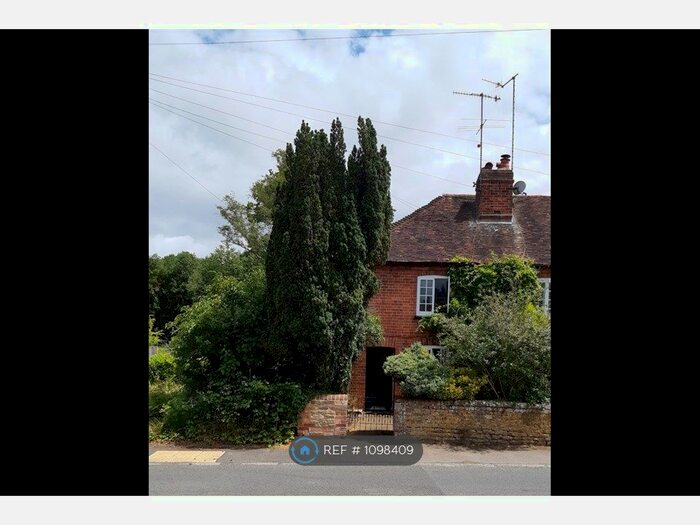 2 Bedroom Terraced House To Rent In Rose Cottages, Godalming, GU8