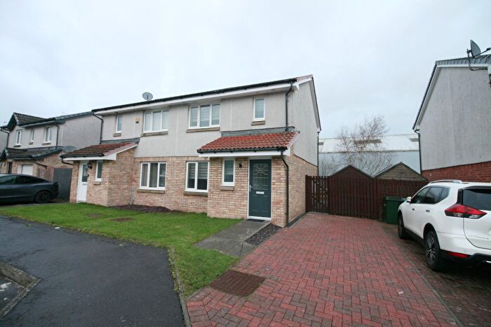 3 Bedroom Semi-Detached House To Rent In Bluebell Wynd, Wishaw, ML2