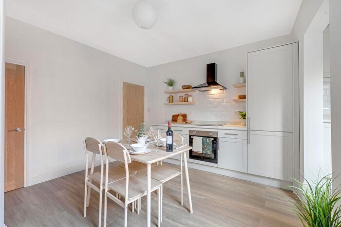 3 Bedroom Terraced House For Sale In Broxtowe Street, Sherwood, Nottingham, NG5