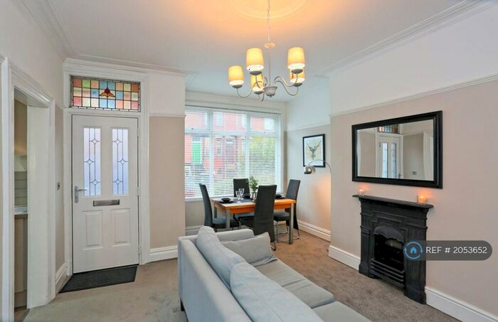 4 Bedroom Terraced House To Rent In Village Terrace, Leeds, LS4