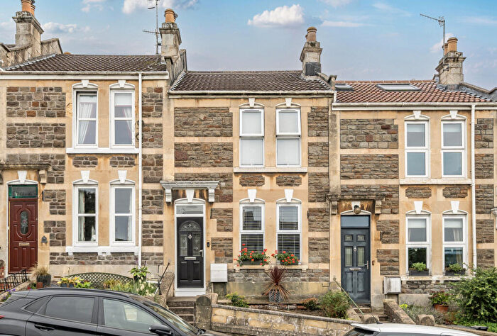 3 Bedroom Terraced House For Sale In Lymore Avenue, Bath, Somerset, BA2