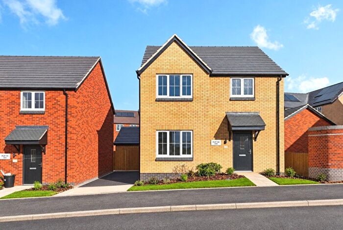 3 Bedroom Detached House For Sale In Jacquest Road, Boughton, Northampton, Northamptonshire, NN2