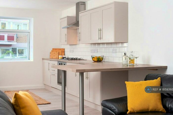 7 Bedroom Terraced House To Rent In Brougham Road, Southsea, PO5