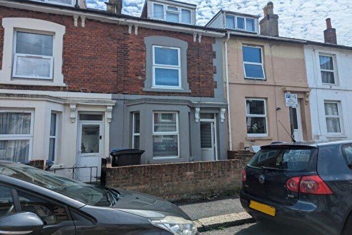 3 Bedroom Property To Rent In Wood Street, Dover, CT16