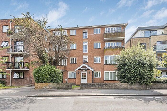 2 Bedroom Flat To Rent In Worple Road, London, SW20