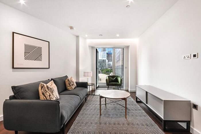 1 Bedroom Apartment To Rent In Lexington Gardens London, SW11