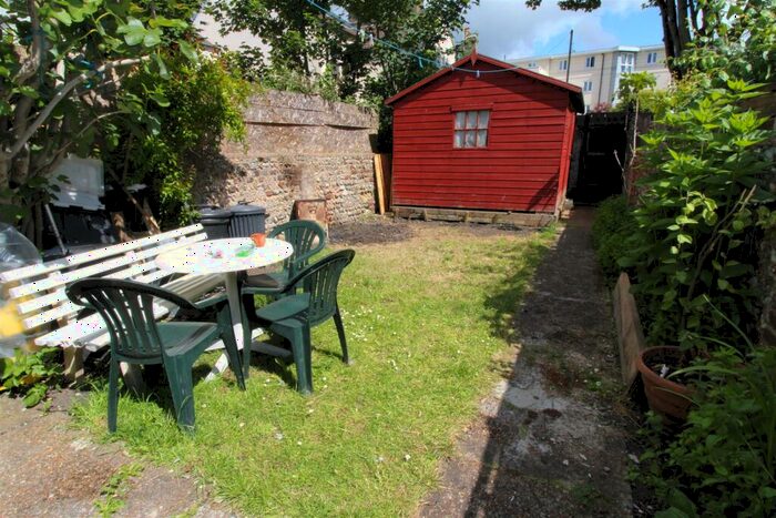 3 Bedroom Terraced House For Sale In River Road, Littlehampton, BN17