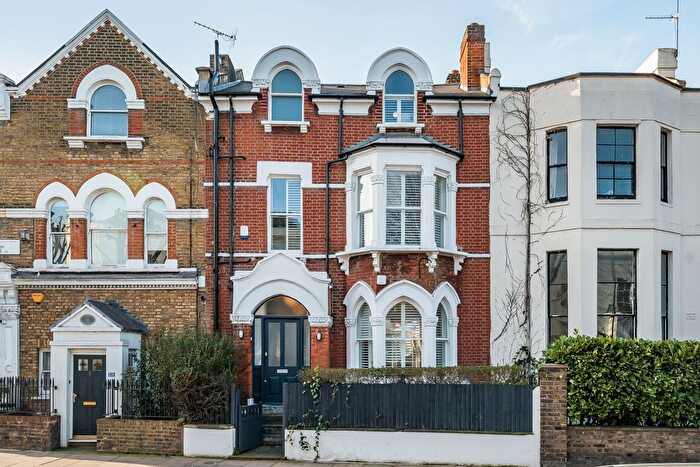 5 Bedroom Terraced House For Sale In Albion Road, Stoke Newington, N16
