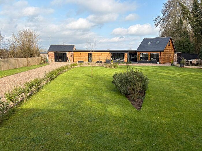 3 Bedroom Barn Conversion For Sale In Broughton Lane, Leire, Lutterworth, LE17
