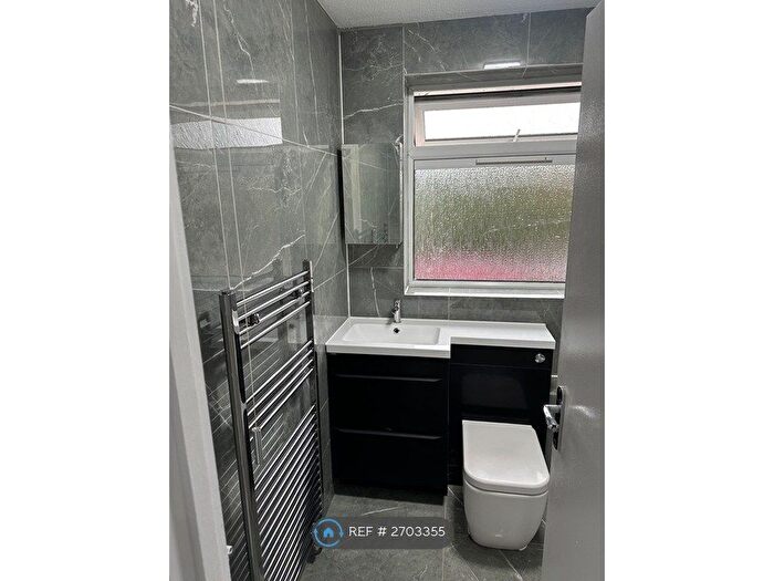 4 Bedroom Terraced House To Rent In Nash Drive, Abingdon, OX14