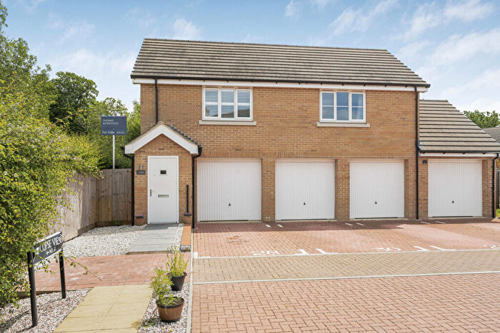 2 Bedroom Semi-Detached House For Sale In Copse View, Didcot, OX11
