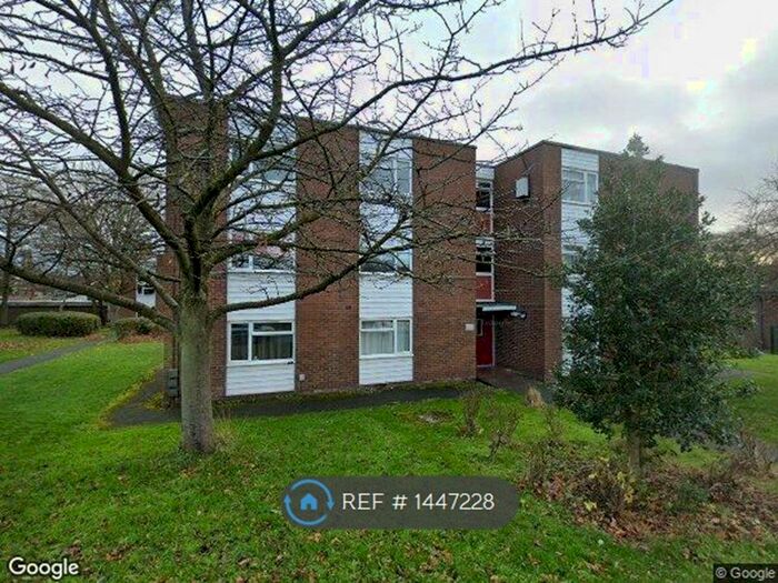 2 Bedroom Flat To Rent In Overton Way, Wrexham, LL12
