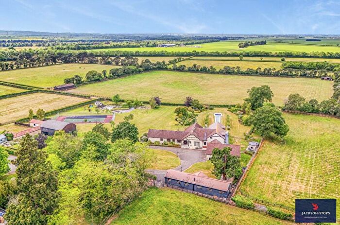 5 Bedroom Bungalow For Sale In Swynford Paddocks, Six Mile Bottom, Newmarket, Suffolk, CB8