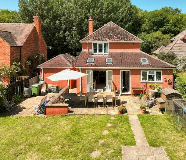 3 Bedroom Detached House For Sale In The Oaks, Appleton, OX13