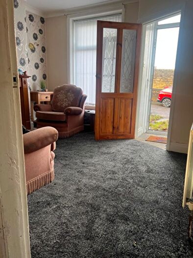 1 Bedroom Terraced House To Rent In Sunningdale, Huddersfield, HD4