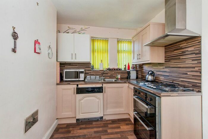 2 Bedroom Semi-Detached House For Sale In Broadway, Pontefract, WF8