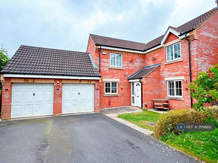 4 Bedroom Detached House To Rent In Woodlands, Grange Park, Northampton, NN4