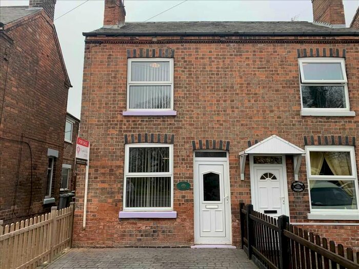 3 Bedroom Semi-Detached House For Sale In Lowdham Road, Gunthorpe, Nottingham, NG14