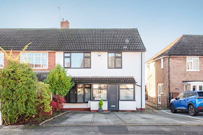 3 Bedroom Semi Detached House For Sale In Rutland Crescent, Aldridge, WS9