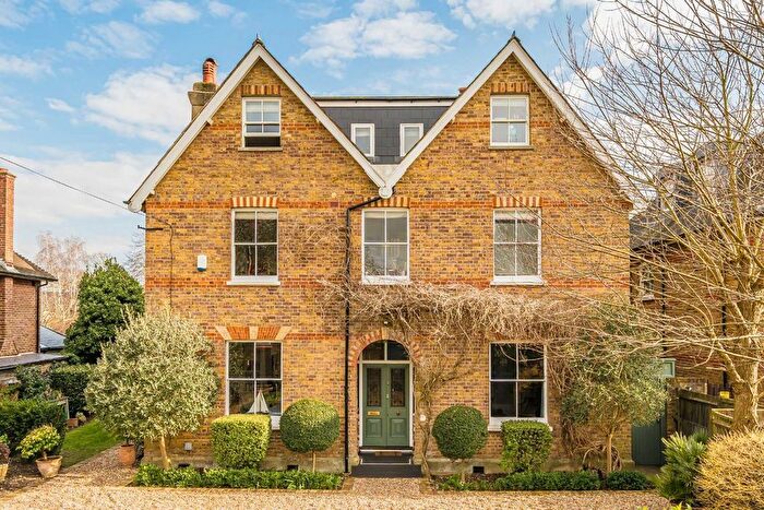 7 Bedroom Detached House For Sale In St. James's Road, Hampton Hill, TW12