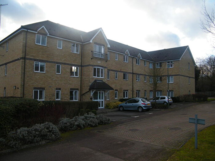 2 Bedroom Flat To Rent In Lancaster House, RH1