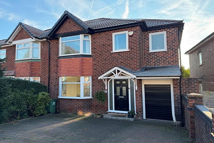 4 Bedroom Semi Detached House For Sale In Sandringham Road, Bredbury, Stockport, SK6