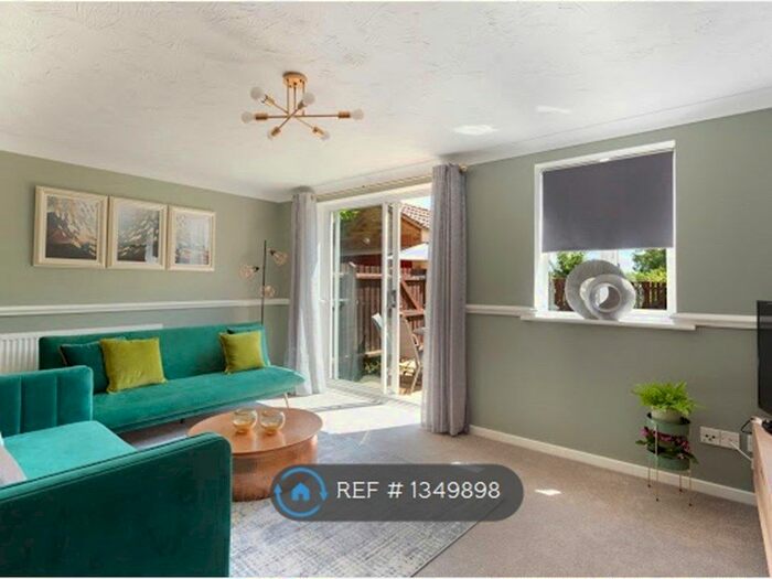 3 Bedroom Terraced House To Rent In Olympic Way, Kettering, NN15