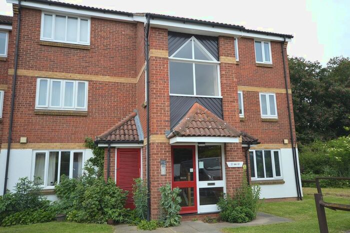 1 Bedroom Flat To Rent In Pearce Manor, Chelmsford, CM2